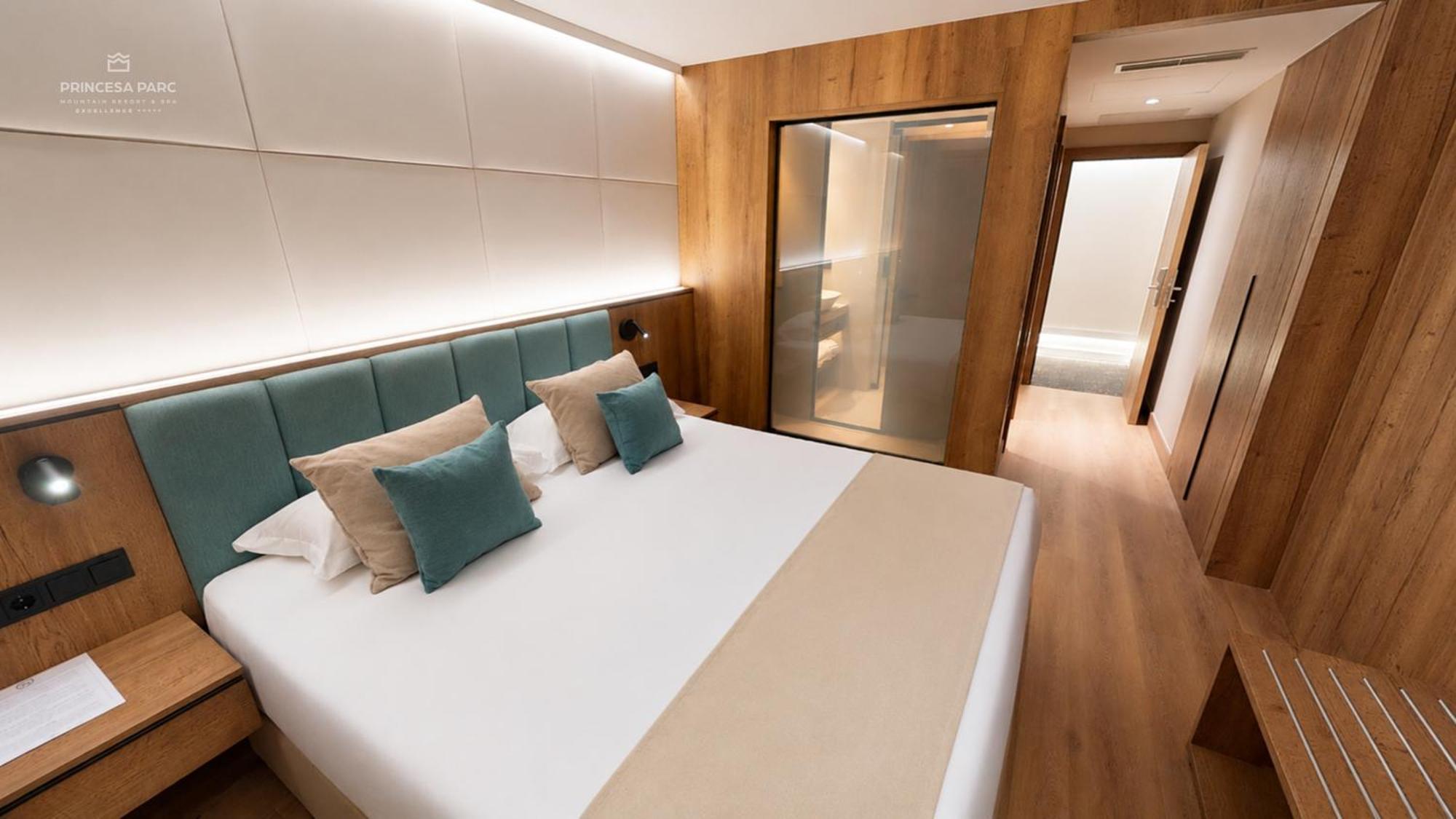 Premium Quadruple Room,1770533332:JPEG